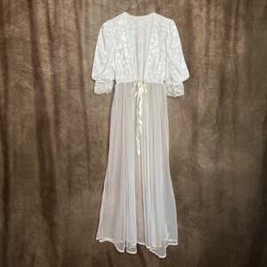Vintage 60s Tosca of California Satin Chiffon Floral Lingerie Bed Jacket White